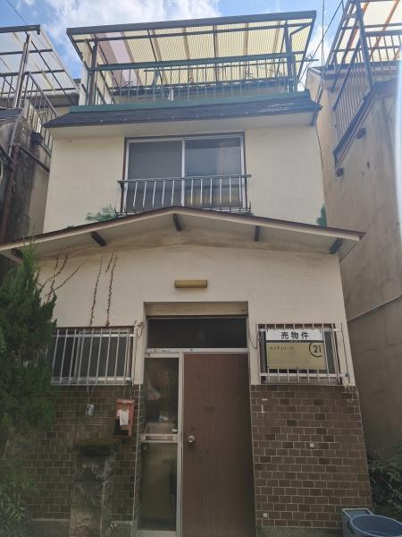 京都市山科区御陵荒巻町の中古一戸建て