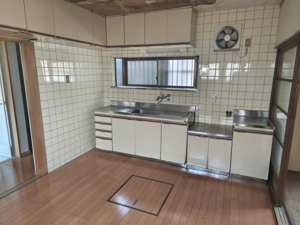京都市伏見区深草瓦町　中古戸建