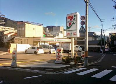 山科音羽マンションA棟(セブンイレブン山科東野駅東店)