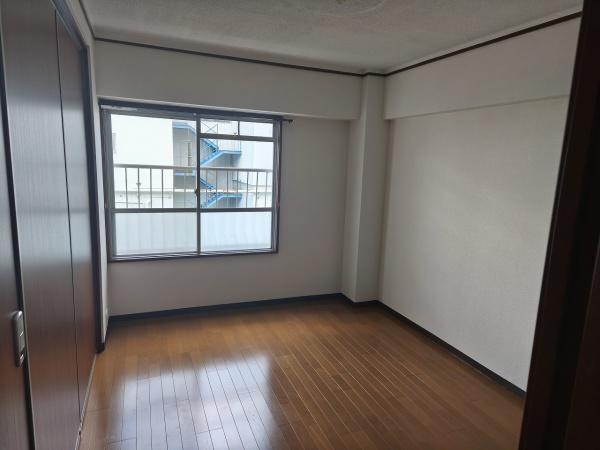 山科音羽マンションA棟