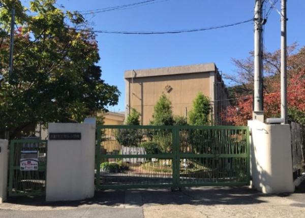 京都市山科区上野御所ノ内町の土地(京都市立安朱小学校)