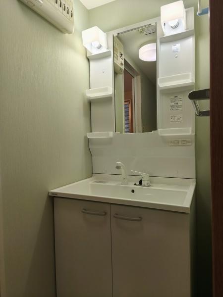 グローバル嵯峨(洗面台・洗面所)