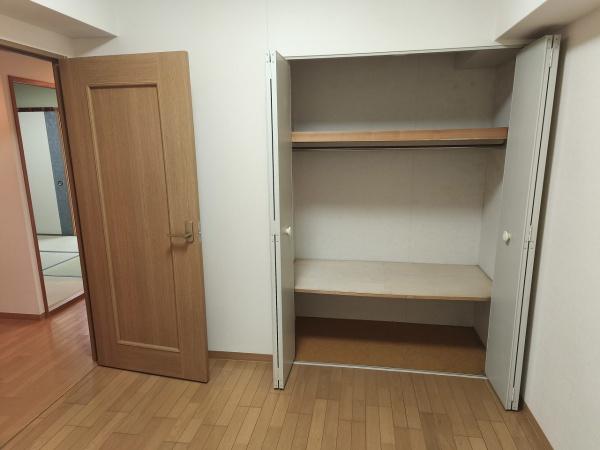 グローバル嵯峨(洋室)