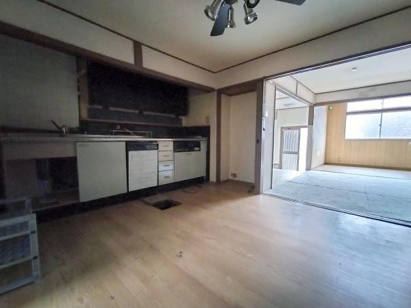 京都市右京区龍安寺西ノ川町　中古テラスハウス
