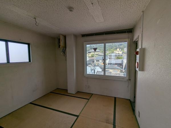 京都市東山区月見町　ビル