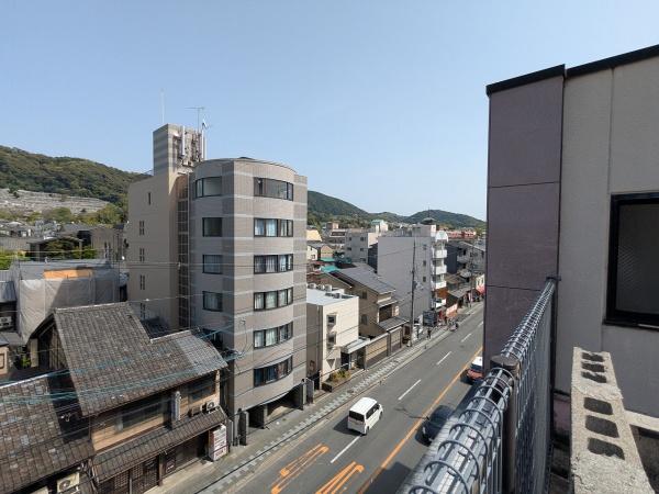 京都市東山区月見町　ビル