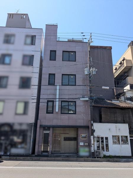 京都市東山区月見町　ビル