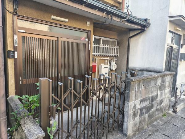 京都市山科区西野楳本町の中古一戸建て