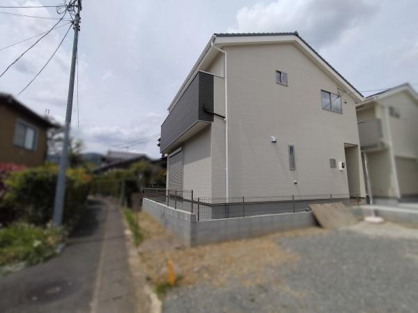 京都市右京区嵯峨大覚寺門前宮ノ下町　3号地　新築戸建