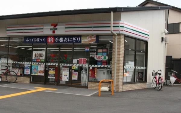 嵐山ロイアルハイツ第6号棟(セブンイレブン京都松室店)