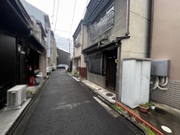 京都市上京区小川通今出川上る東入北兼康町の中古一戸建て