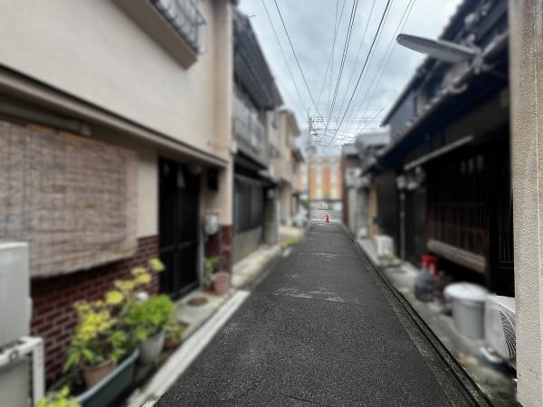 京都市上京区小川通今出川上る東入北兼康町の中古一戸建て