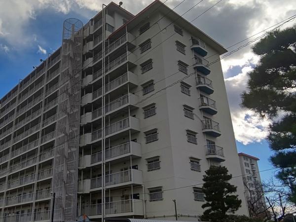 桂川ハイツ1号館