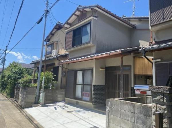 京都市右京区鳴滝藤ノ木町の中古一戸建て