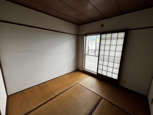 醍醐上ノ山団地A3棟