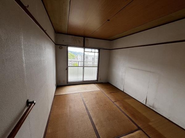 醍醐上ノ山団地A3棟