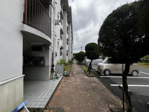 醍醐上ノ山団地A3棟