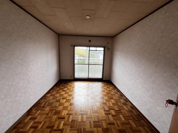 醍醐上ノ山団地A3棟