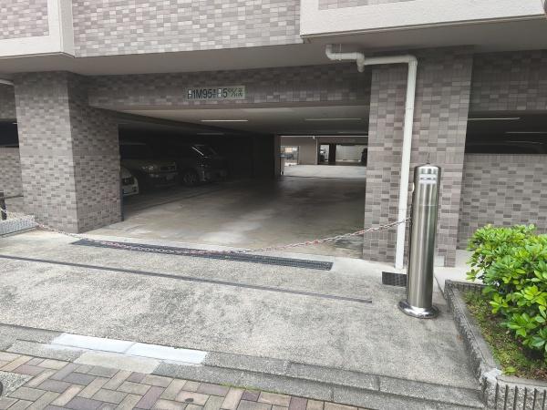ファミール西院