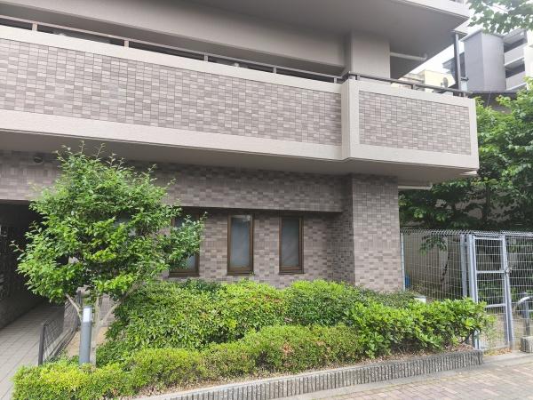 ファミール西院