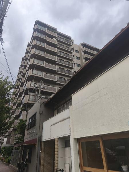 ファミール西院