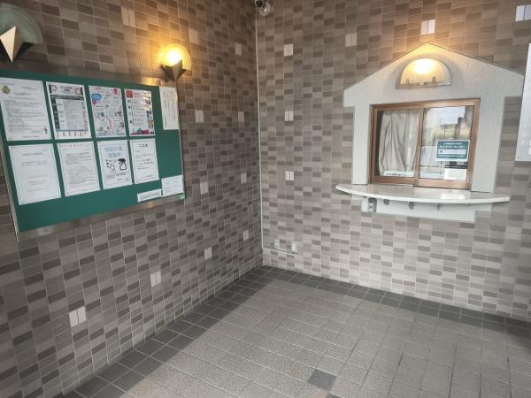 ファミール西院