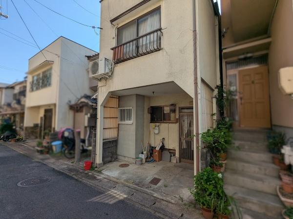 京都市右京区嵯峨天龍寺油掛町の中古一戸建て