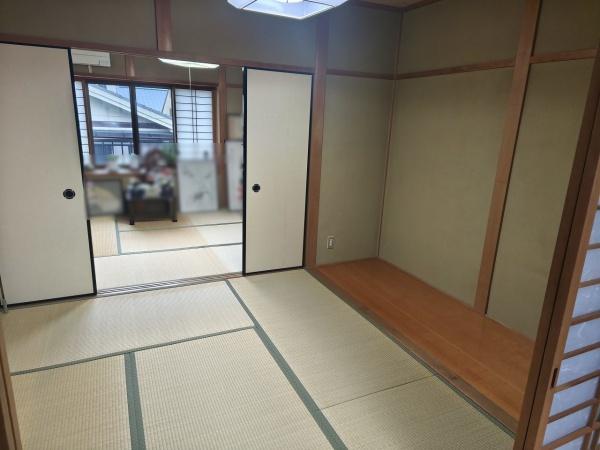 京都市山科区西野大鳥井町の中古一戸建て