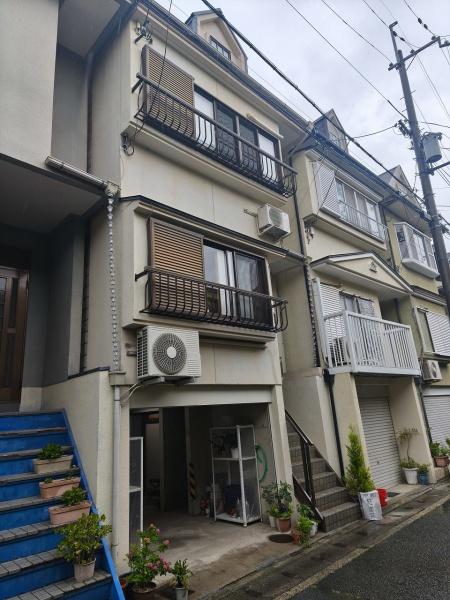 京都市山科区西野大鳥井町の中古一戸建て