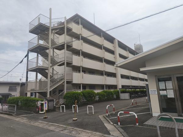 山科椥辻団地B棟