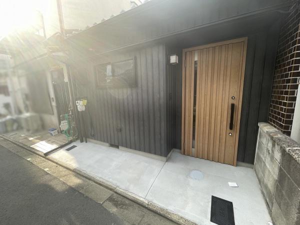 京都市南区東九条南山王町　中古戸建