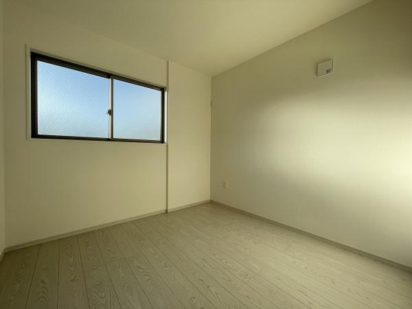 京都市右京区花園艮北町　3号地　新築戸建