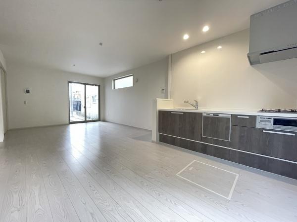 京都市右京区花園艮北町　3号地　新築戸建