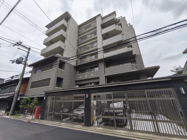 アバンエスパス烏丸御池