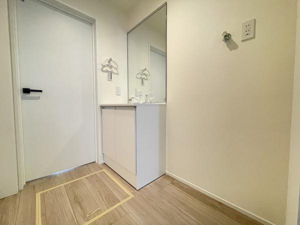 京都市右京区西京極堤下町　新築戸建