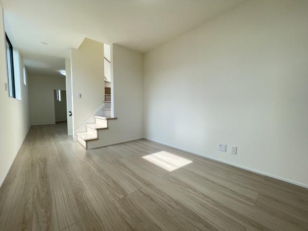 京都市右京区西京極堤下町　新築戸建
