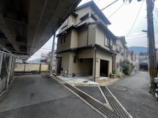 京都市右京区嵯峨天龍寺造路町の中古一戸建て