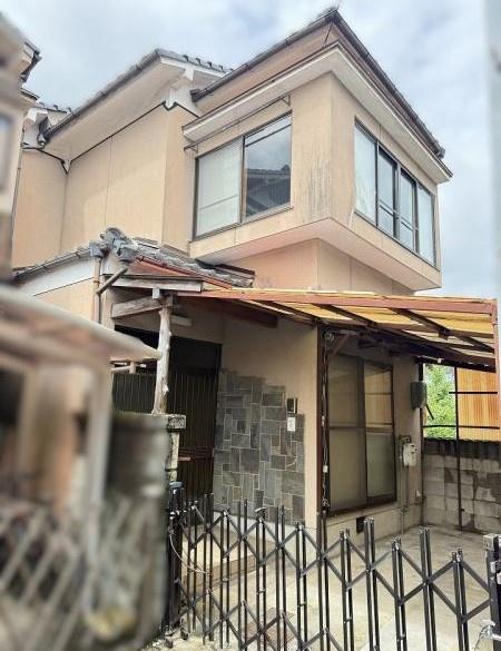 京都市山科区西野広見町　中古戸建