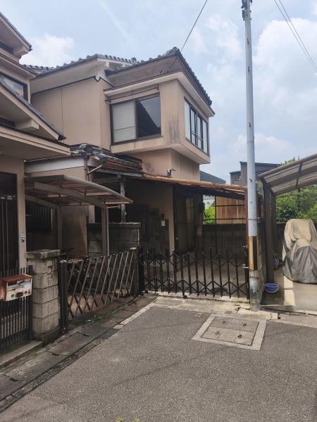 京都市山科区西野広見町の中古一戸建て