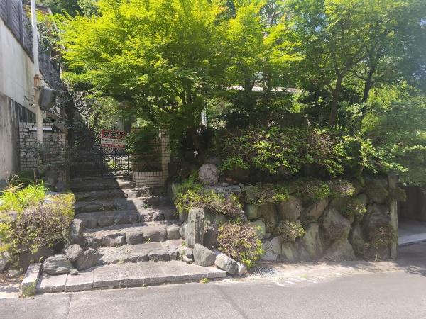 京都市右京区鳴滝音戸山町の中古一戸建て