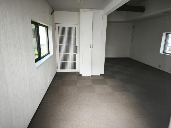 京都市南区上鳥羽山ノ本町　事務所・倉庫