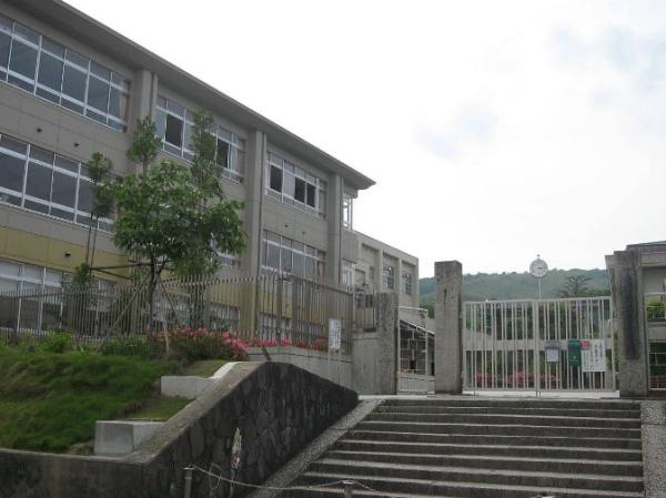 長岡京市長法寺清水ケ瀬の中古一戸建て(長岡京市立長法寺小学校)