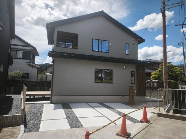 京都市右京区嵯峨大覚寺門前六道町　2号地　新築戸建