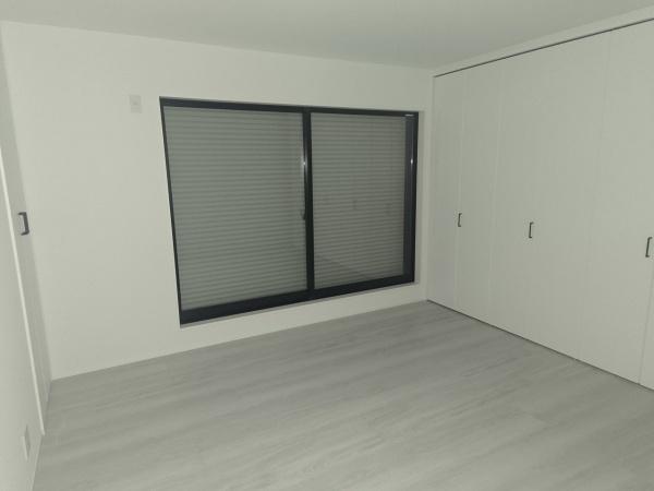 京都市山科区小山南溝町　新築戸建