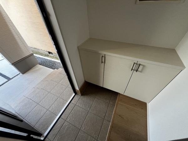 京都市山科区御陵荒巻町　新築戸建