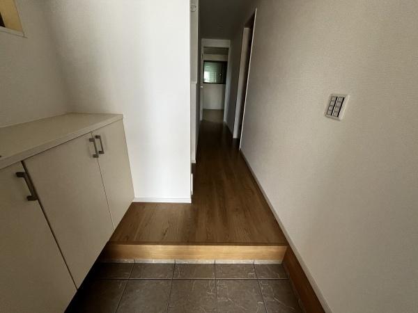 京都市山科区御陵荒巻町　新築戸建