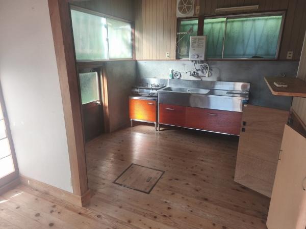 滋賀県大津市八屋戸　中古戸建