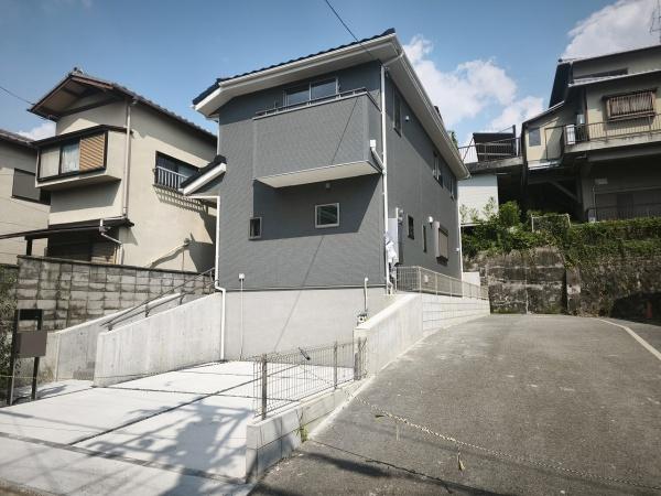 京都市伏見区深草願成町　2号地　新築戸建