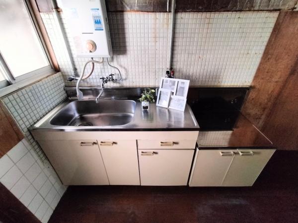 京都市中京区西ノ京西鹿垣町の中古一戸建て
