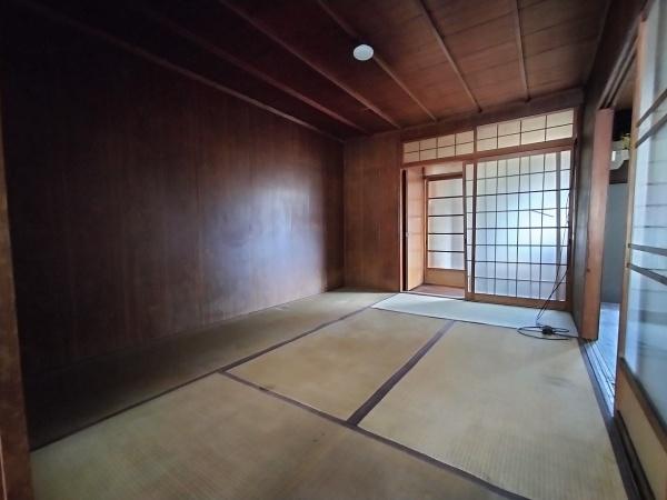 京都市中京区西ノ京西鹿垣町の中古一戸建て